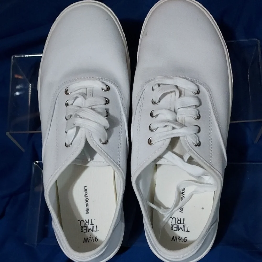 Time and Tru White Sneakers